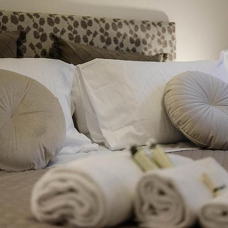 Verona Suites And Rooms מראה חיצוני תמונה