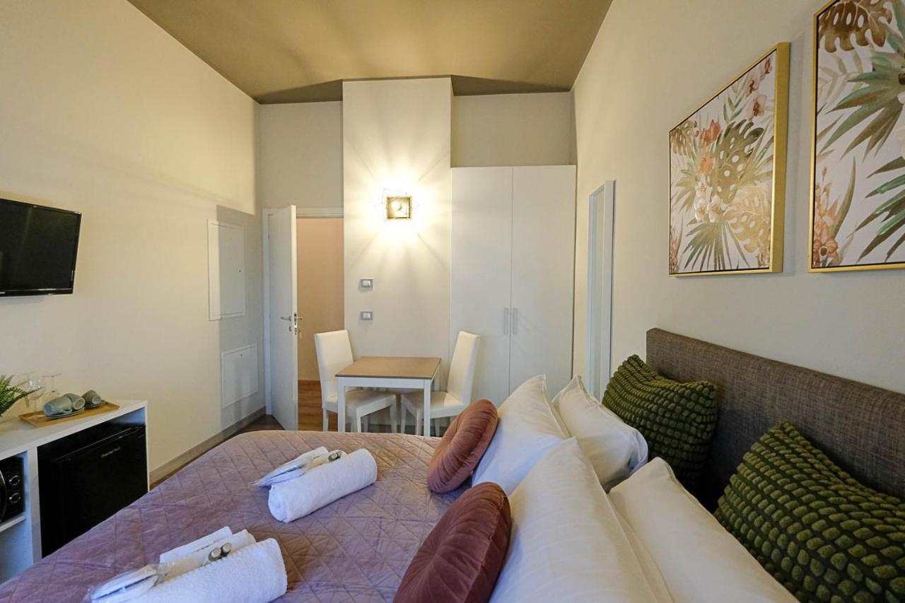 Verona Suites And Rooms מראה חיצוני תמונה