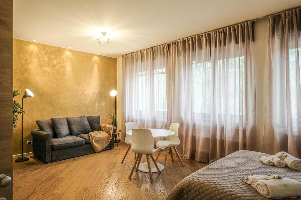 Verona Suites And Rooms מראה חיצוני תמונה