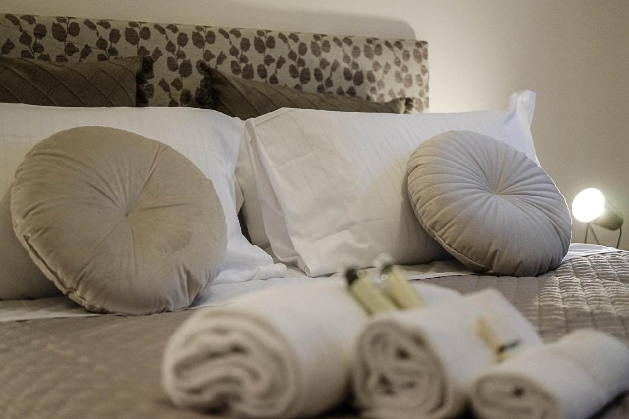 Verona Suites And Rooms מראה חיצוני תמונה