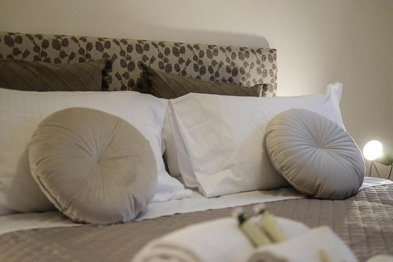 Verona Suites And Rooms מראה חיצוני תמונה